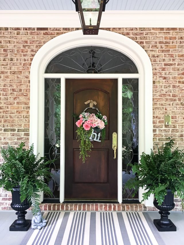 https://www.oursouthernhomesc.com/wp-content/uploads/basket-wreath-makeover-our-southern-home-6188-641x855.jpg