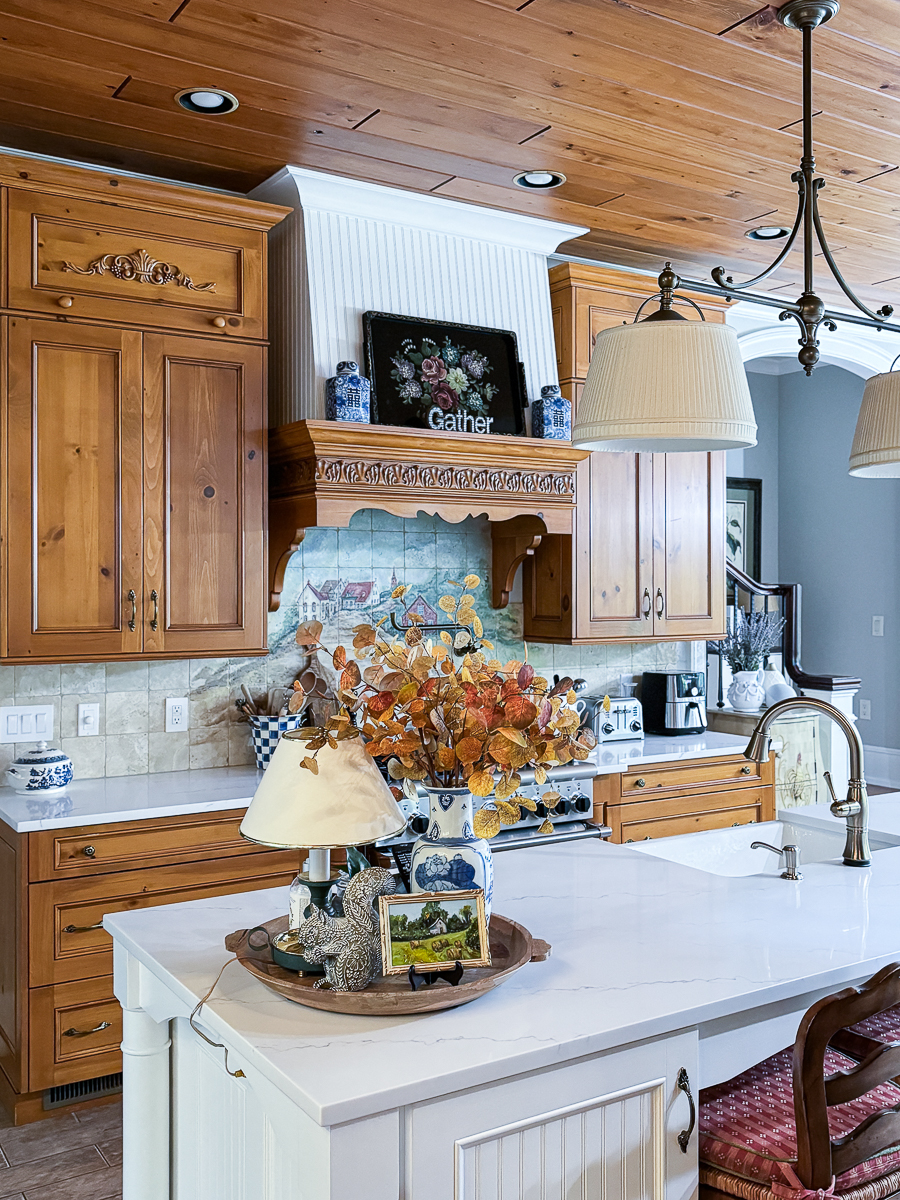 farmhouse kitchen