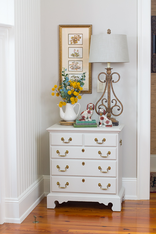 Chalk Paint Nightstand Re-Do and Bedroom Decor Inspiration - Make, nest -  Little Miss Momma