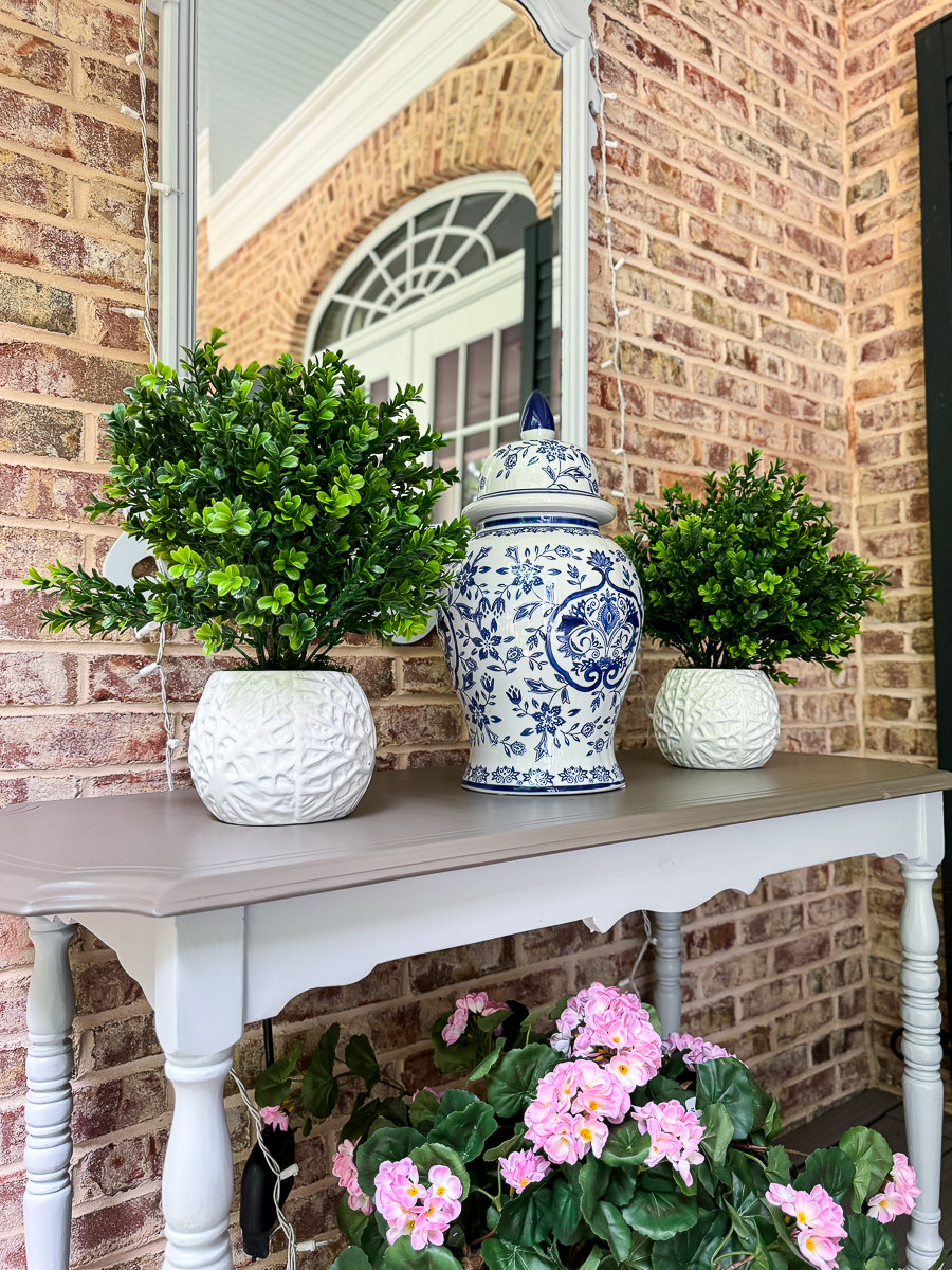 boxwood and chinoiserie
